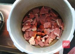 土豆炖牛肉的做法图解2