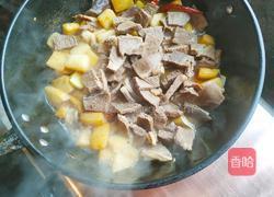 土豆炖牛肉的做法图解6