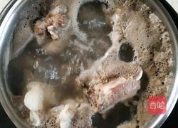 鲜美骨头汤的做法图解5