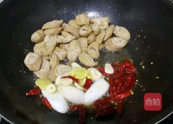 尖椒溜肥肠的做法图解5