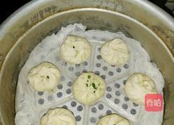 韭菜鸡蛋包子的做法图解5