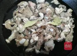 Curry Beef Crispy Bones Recipe Illustration 2