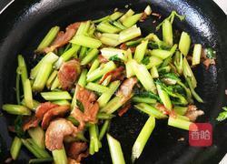 芹菜炒肉的做法图解13