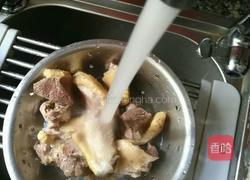 沙锅酱焖鸭的做法图解1