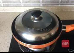 Illustration of how to make fried wonton stew 6