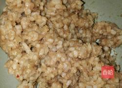 剩米饭炸丸子的做法图解1