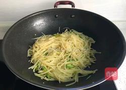 青椒土豆丝的做法图解8
