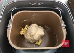 椰蓉餐包的做法图解1