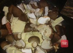 番茄冬笋香菇豆腐汤的做法图解9