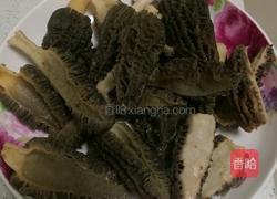 炒羊肚菌的做法图解1