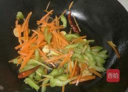 炒羊肚菌的做法图解3