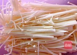 美味的酸辣汤的做法图解1