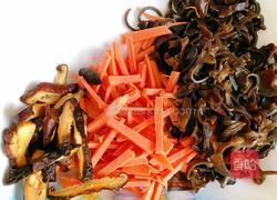 美味的酸辣汤的做法图解2