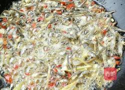 香辣小鱼干的做法图解6