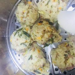 重庆红薯腊肉圆子的做法[图]