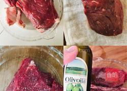 黑椒西冷牛排配鸡汁土豆泥 时蔬鲜果沙拉的做法图解4