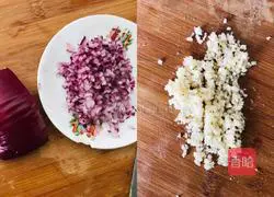 Illustration of how to make black pepper sirloin steak with chicken sauce and mashed potatoes and seasonal vegetable and fruit salad 8