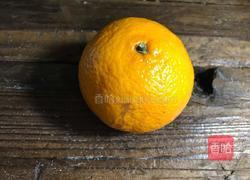 【正月十五闹元宵】水果灯笼的做法图解1