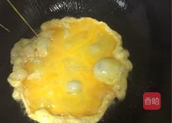 圆葱炒鸡蛋的做法图解5