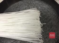 酸辣粉的做法图解1