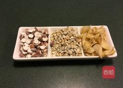 芡实香芋炖排骨的做法图解1