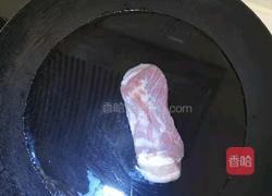 脆皮五花肉的做法图解1