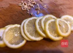 百香果柠檬蜜的做法图解2