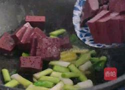 蘑菇汇猪血的做法图解7