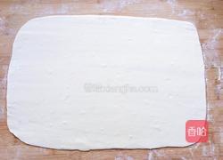 香葱小花卷的做法图解6