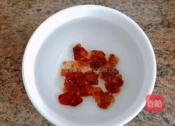 椰浆牛奶雪耳桃胶的做法图解1