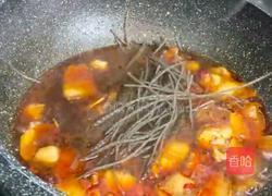 五花肉粉条炖豆腐的做法图解8