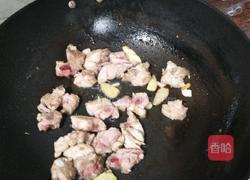 土豆烧排骨的做法图解5