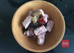 无水孜然焗排骨的做法图解2