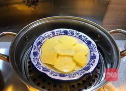 土豆蒸腊鸡腿的做法图解5