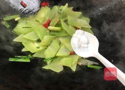 蒜苗炒莴笋的做法图解5