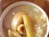 苹 果 雪 梨 银 耳 汤 的做法[图]