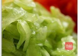 苦瓜煎蛋的做法图解1