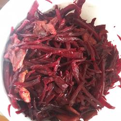肉片炒紫菜头的做法[图]