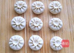 猪肉莲藕包子的做法图解13