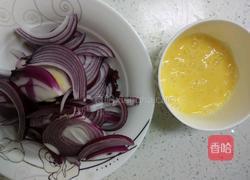 洋葱炒鸡蛋的做法图解2