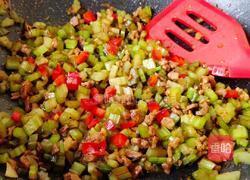 肉末芹菜的做法图解12