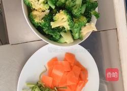 蚝油西兰花的做法图解3