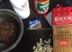 番茄肉酱意面的做法图解1