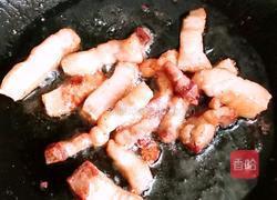 五花肉炒白菜的做法图解3