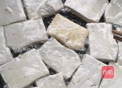 腊肉炒豆腐的做法图解2