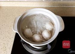 蒜泥拌鸡蛋的做法图解2