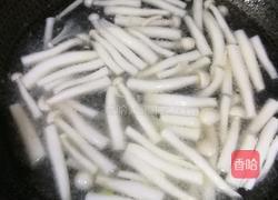 海鲜菇蛋花汤的做法图解6