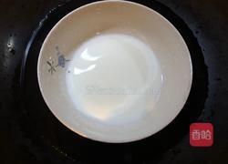 草莓慕斯杯的做法图解3
