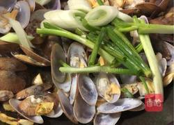 香菇酱炒花甲的做法图解7