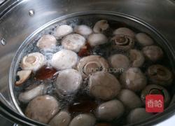 新文美食 猪肉白色香菇包子的做法图解3
